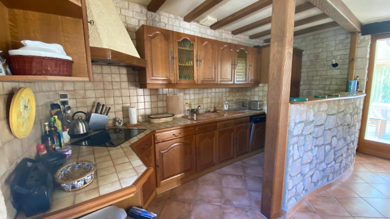 Villa La nébuleuse Notre-Dame-de-l'Isle Esterno foto