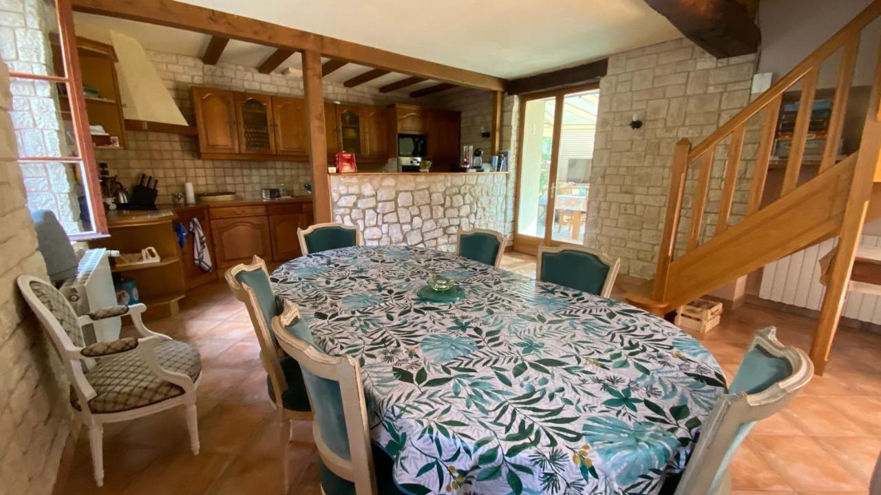 Villa La nébuleuse Notre-Dame-de-l'Isle Esterno foto