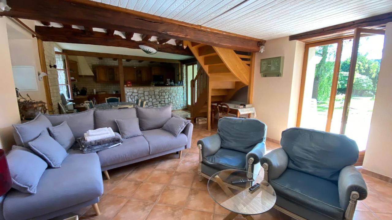 Villa La nébuleuse Notre-Dame-de-l'Isle Esterno foto