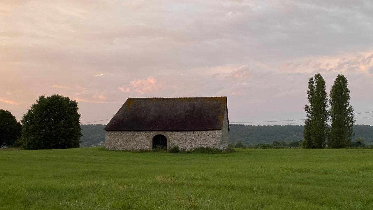 Villa La nébuleuse Notre-Dame-de-l'Isle Esterno foto
